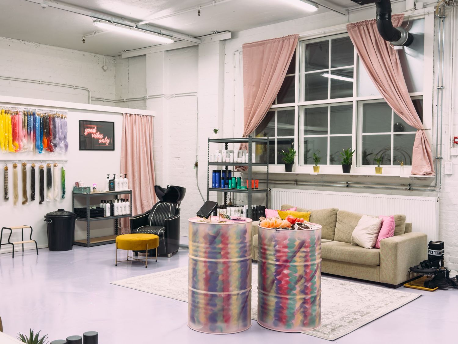 Magee Kampaamon sisätilat